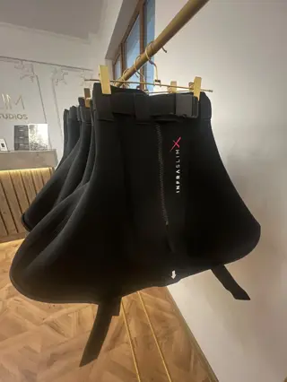 Echipamentul textil InfraSlimX pregătit pentru clientele studioului
